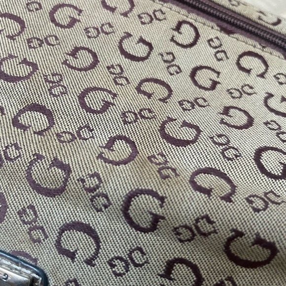 Vintage Guess Wallet - Picture 8 of 10